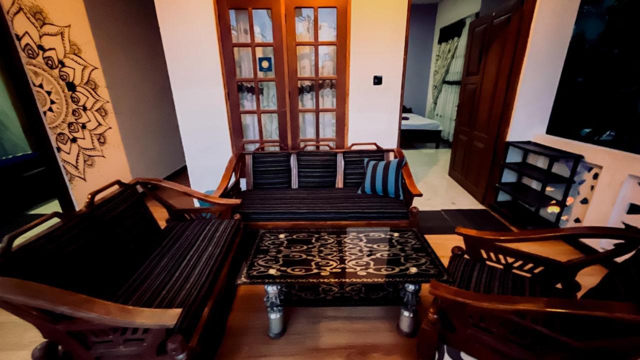 Adhi'S Place Ела Екстериор снимка