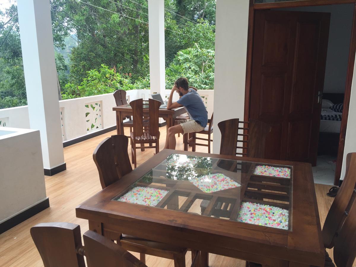 Adhi'S Place Ела Екстериор снимка
