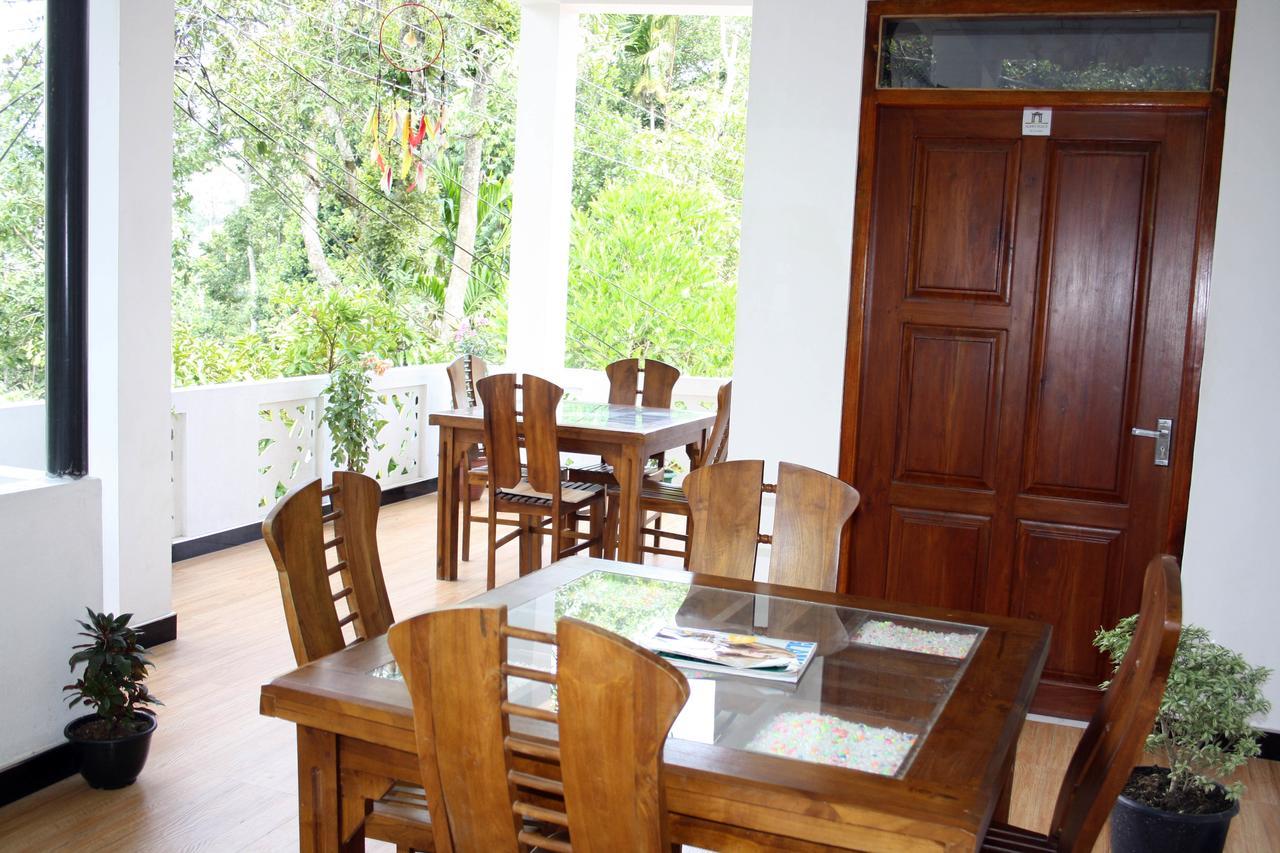 Adhi'S Place Ела Екстериор снимка