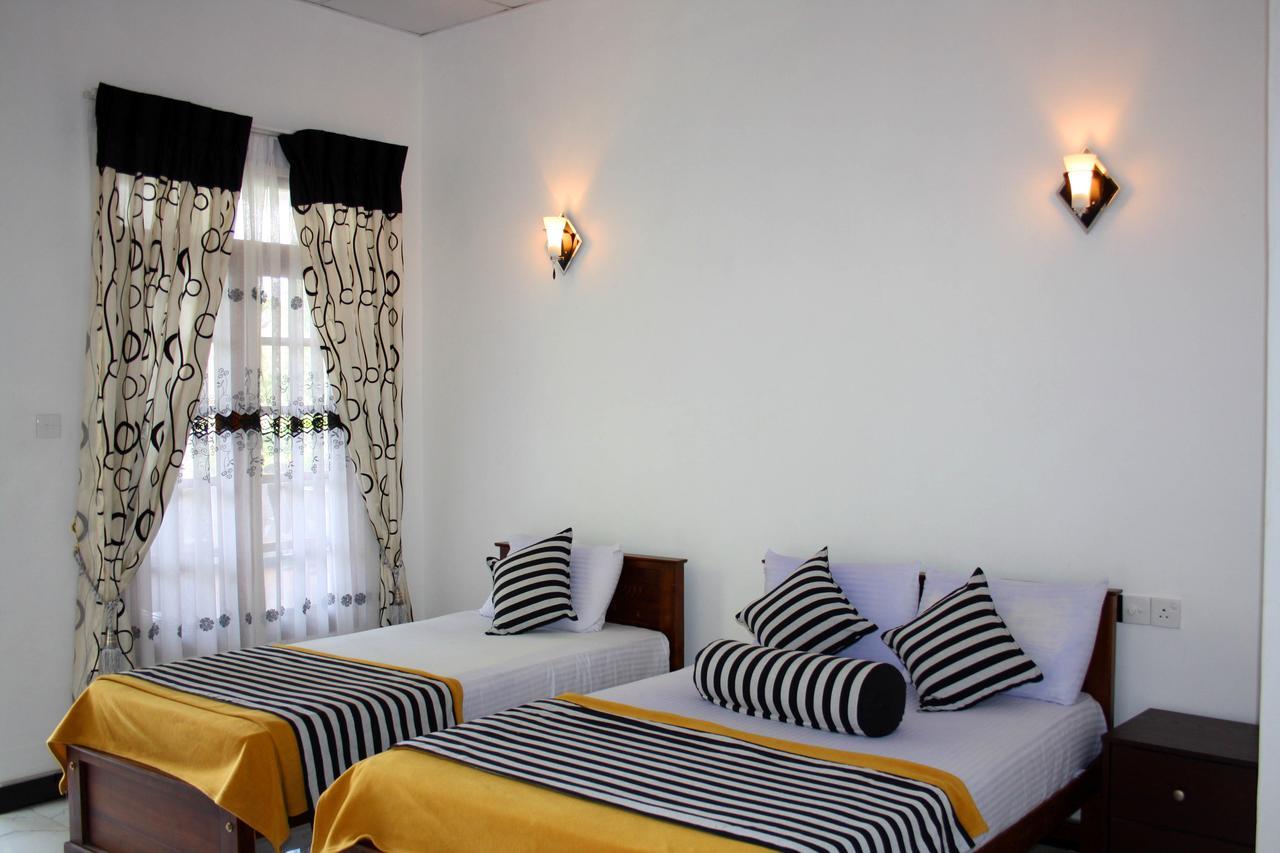 Adhi'S Place Ела Екстериор снимка